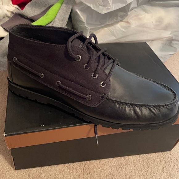 Brand NEW. Never worn Men’s Black Sperry Mid Shoes size 12 main image 4